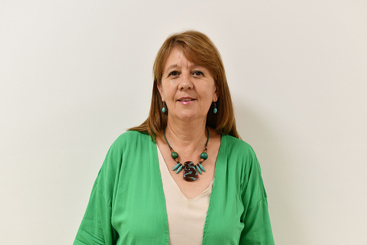 Directora de Jóvenes y Adultos CGE