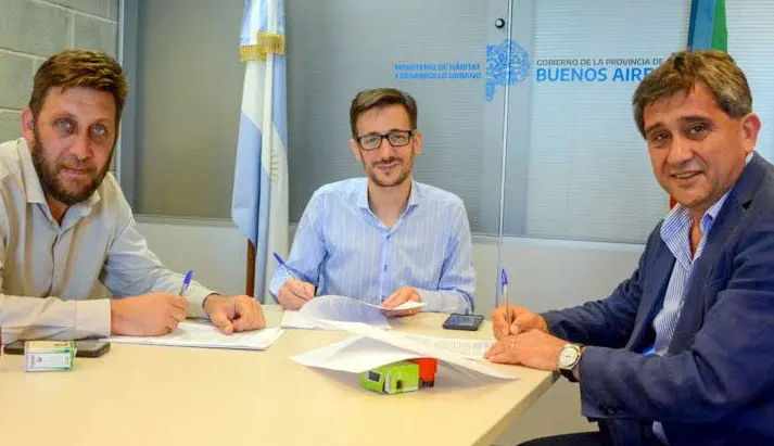 Se firmó un convenio para la construcción de 32 viviendas