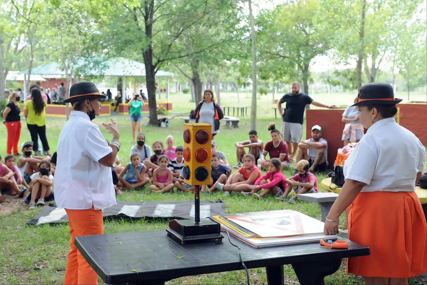 Educación Vial: las naranjitas brindan capacitaciones en colonias municipales