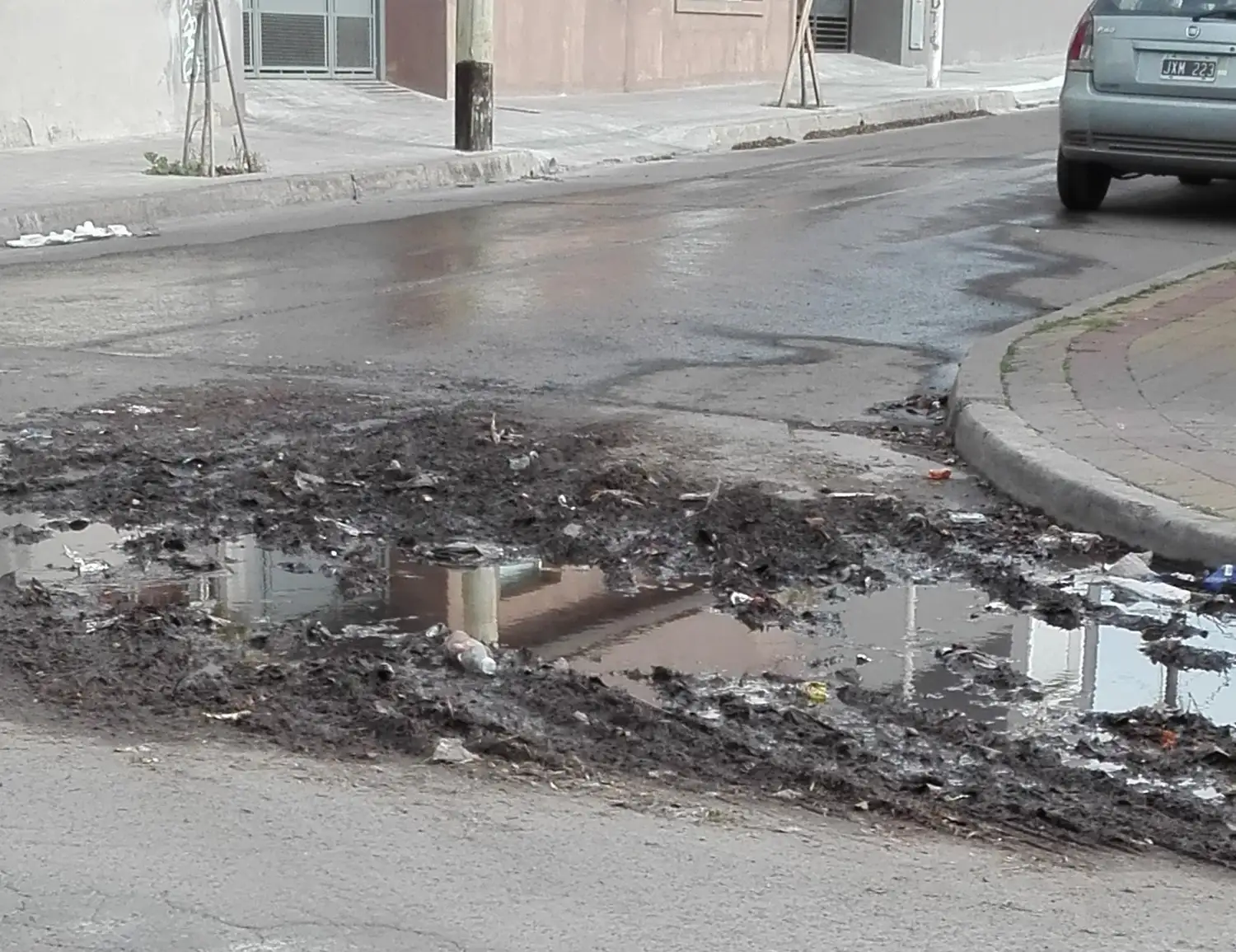 La esquina de 14 de Julio y pasaje Azopardo
