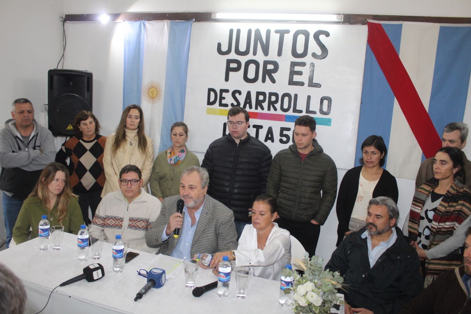 Se presentaron los pre candidatos de Juntos por el Desarrollo”