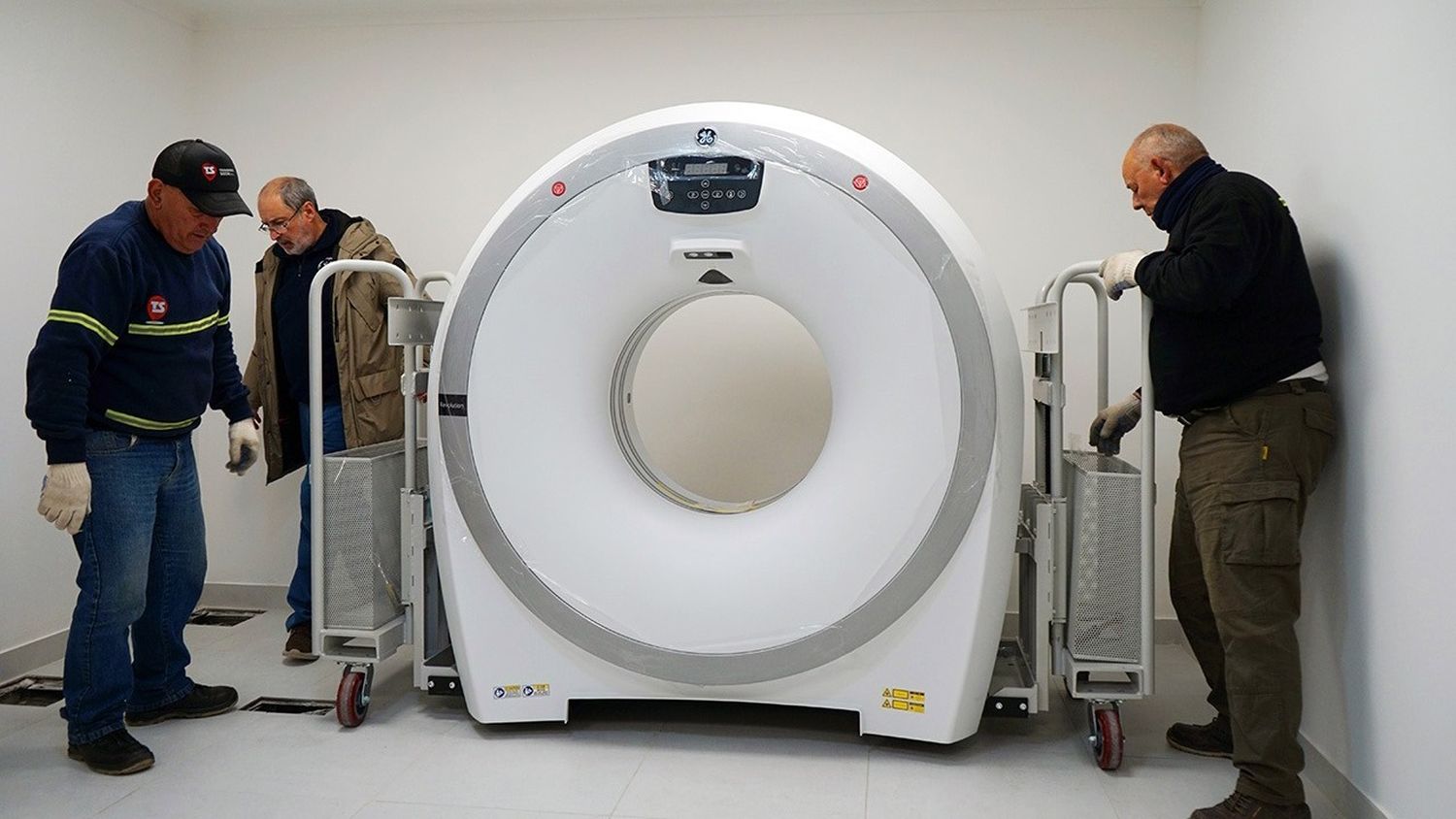 Tomógrafo. Comienza el trabajo para instalarlo en el Hospital