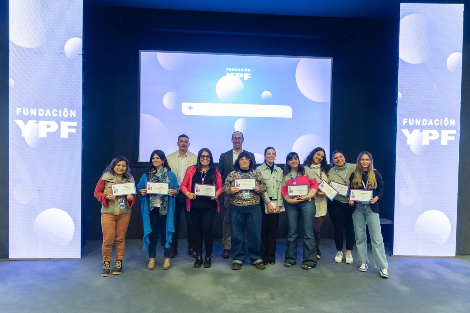 Fundación YPF capacitó en programación y desarrollo web a 850 mujeres