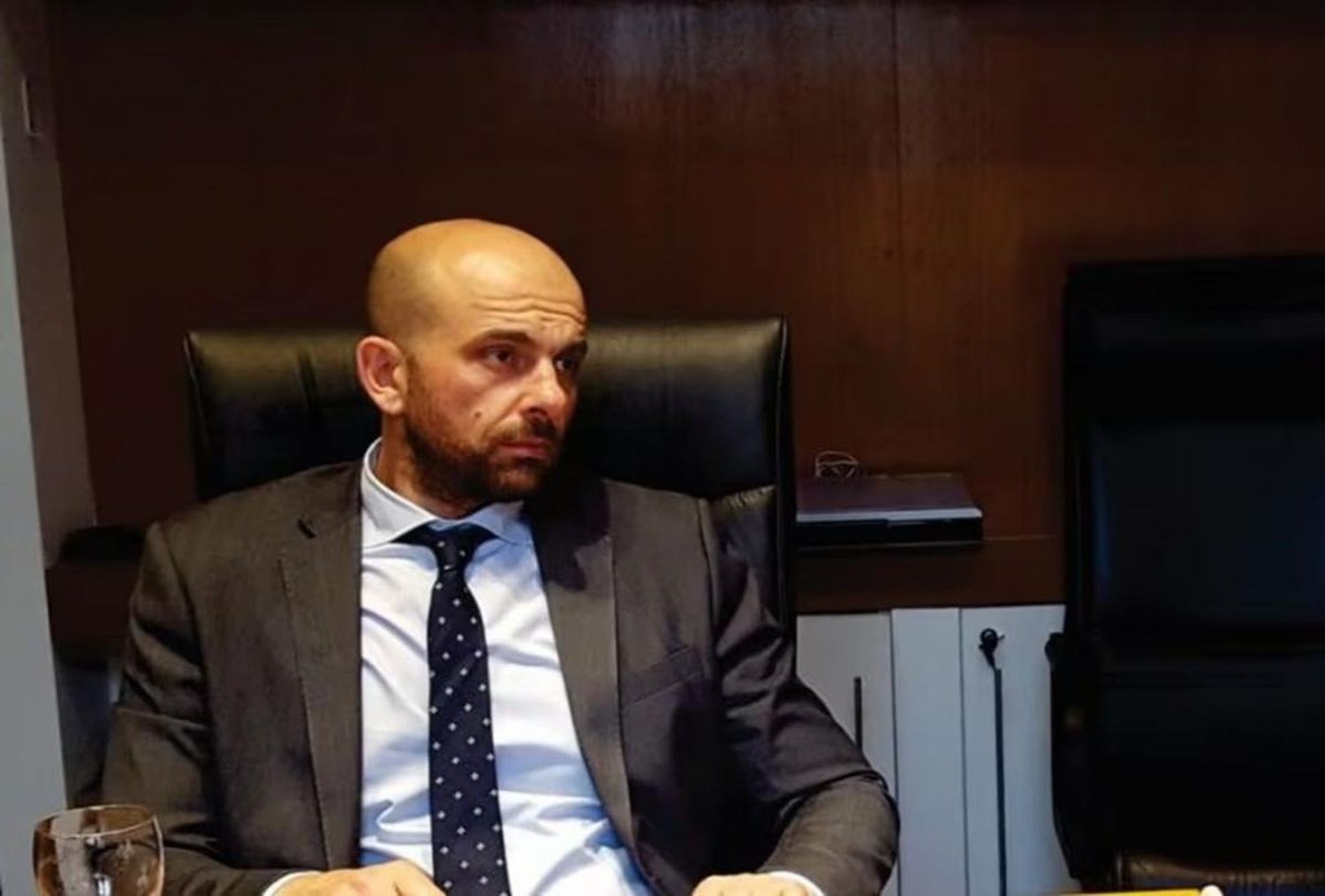 Su salida se oficializará la semana próxima