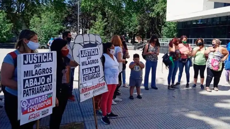 La mamá de la menor violada por 10 hombres