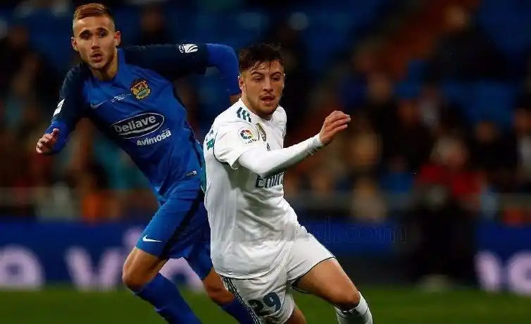 Quién es Francisco Feuillassier, el marplatense que debutó de titular en Real Madrid