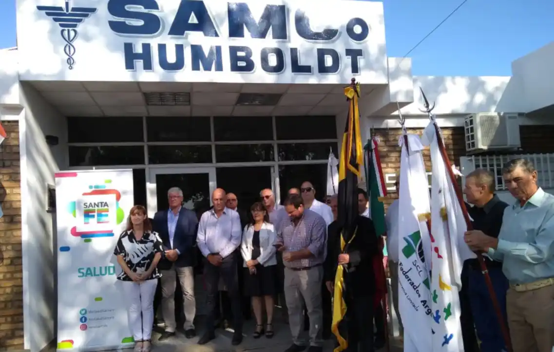La provincia inauguró el vacunatorio del Samco de Humboldt