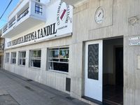 Vecinos de distintos barrios se juntaron en el Club Defensa para hablar de la inseguridad