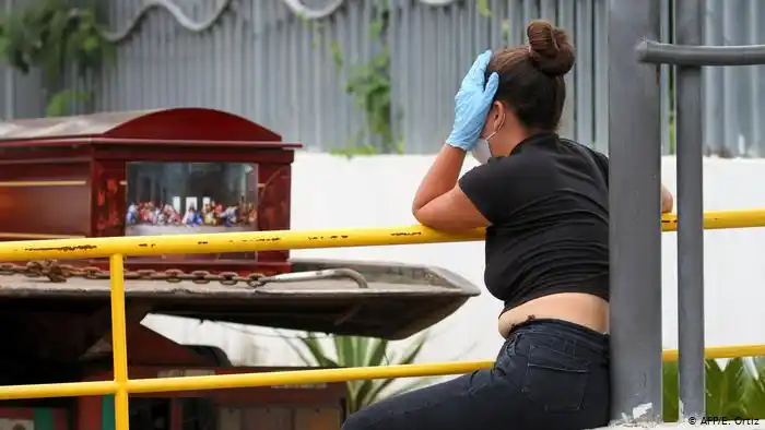 Avanza el Covid-19 en el mundo con la muerte de 770.000 personas