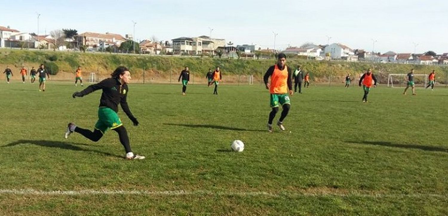 Aldosivi y otro ensayo ante Santamarina