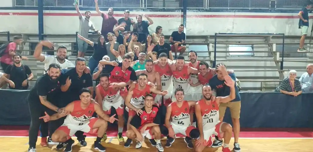 En notable remontada, Independiente  ganó en La Plata y continúa en lo más alto