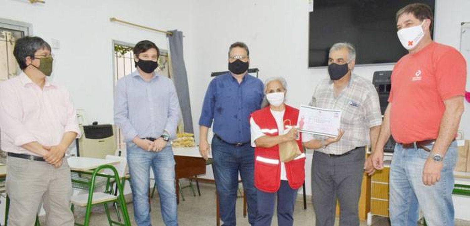 Reconocimiento especial a los voluntarios de Cruz Roja