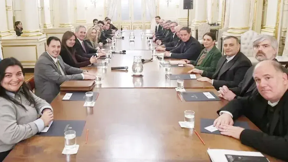 El Gobierno evalúa decretar asueto durante la visita del Papa a la Argentina