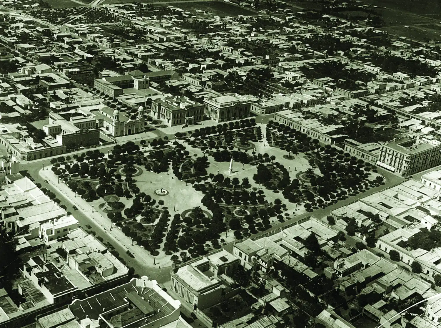 La historia de amor entre Sulpicio Gómez, pariente de Rosas, y Ernestina Cadret Amadeo en “San Ciriaco”, Tandil