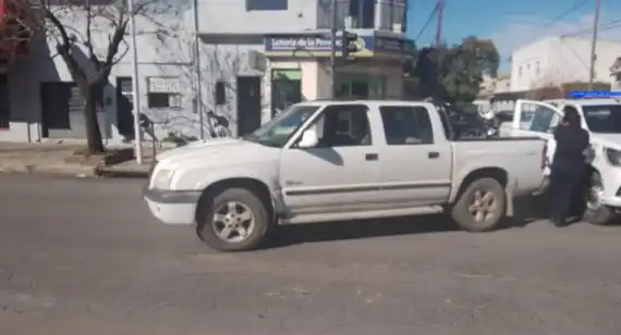 Un mujer fue atropellada por una camioneta en Del Valle y 9 de Julio