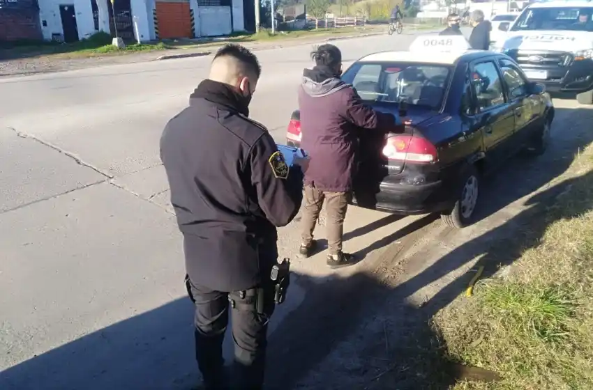 Taxista apretó el botón antipánico: el pasajero transportaba marihuana