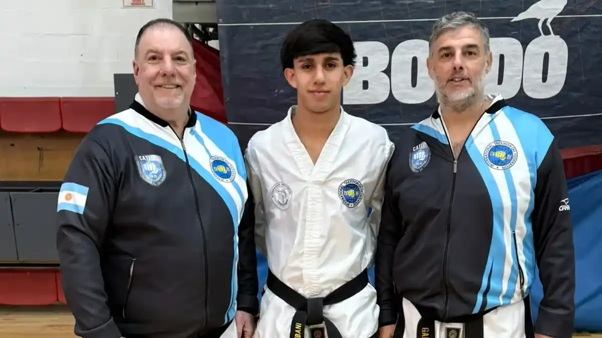 Rodrigo Colombani, junto a los Maestros Gabriel Cova y Gerardo Rocha