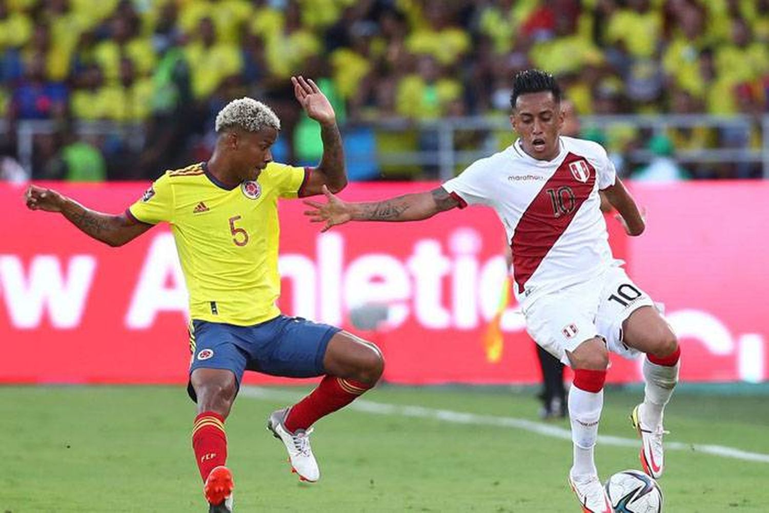 Perú le ganó a Colombia  en un increíble partido por las Eliminatorias Sudamericanas