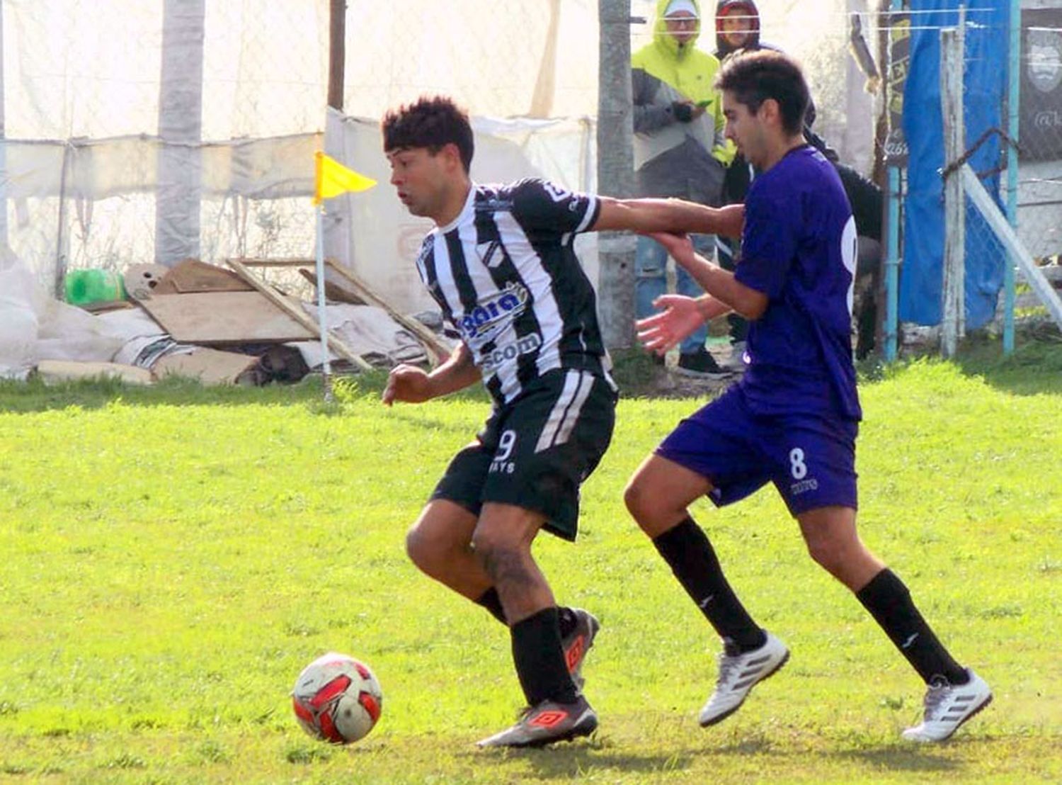 Por el tiempo, sólo se jugó una jornada del amateur