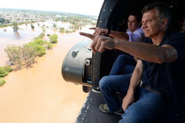 El presidente garantizó el aporte para asistir a los daminificados del Litoral 