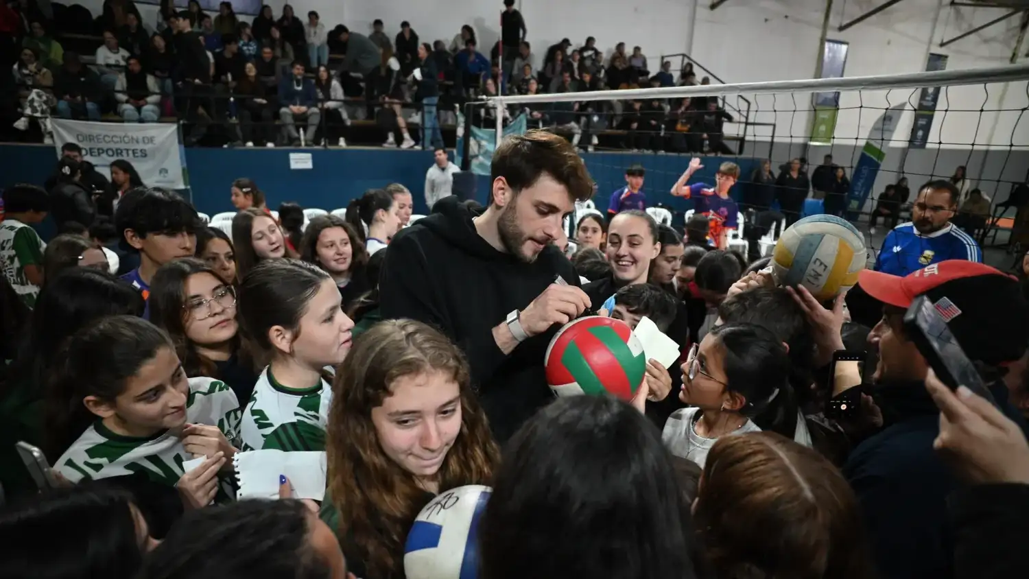 Luciano Vicentín generó una masiva convocatoria en su visita a Gualeguaychú