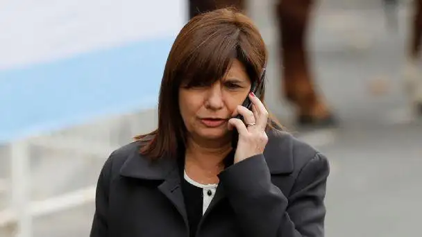 Patricia Bullrich podría desembarcar en Independiente para hacerle frente a  Moyano