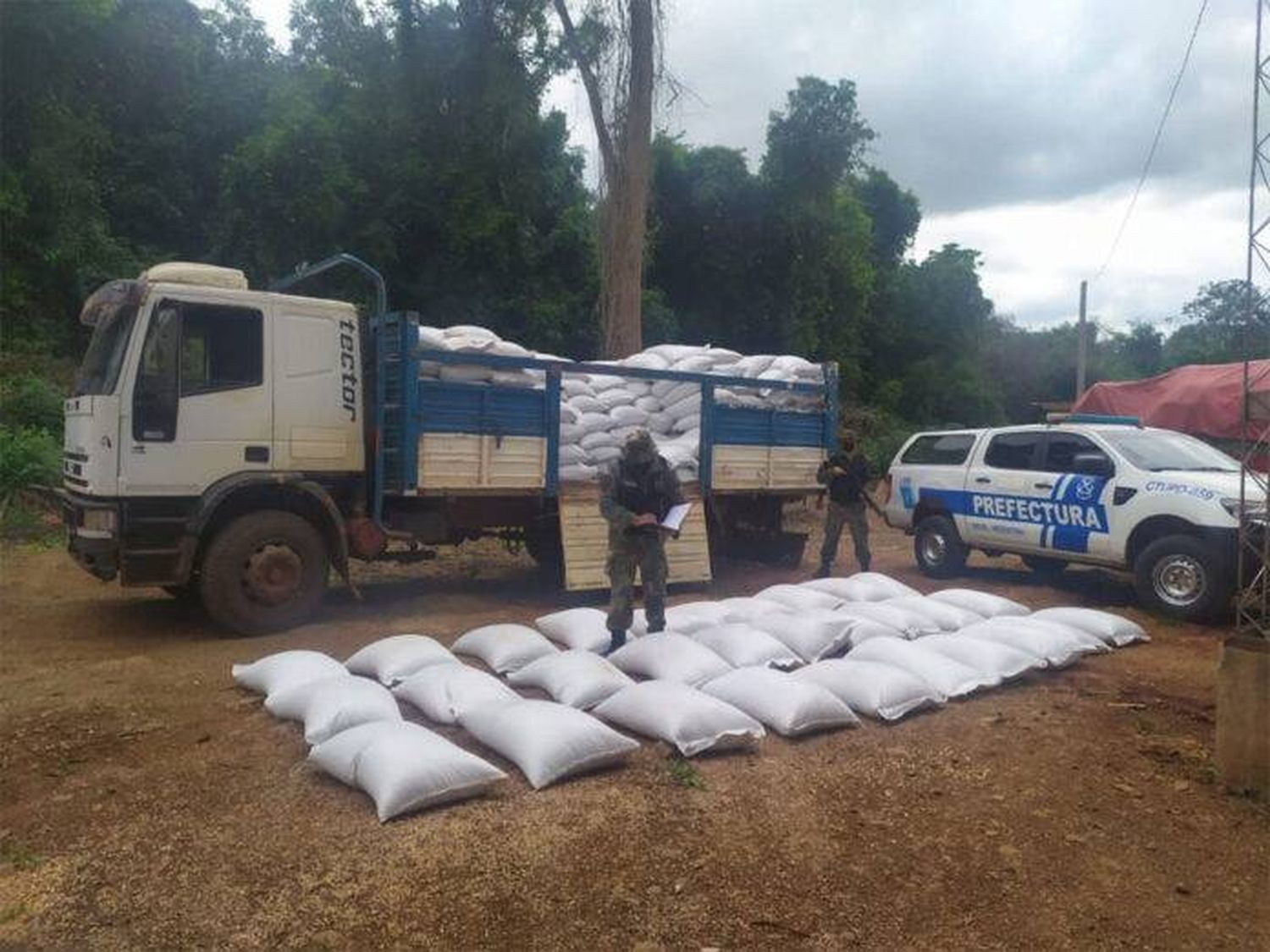 Prefectura secuestró un cargamento de casi siete toneladas de soja en Misiones