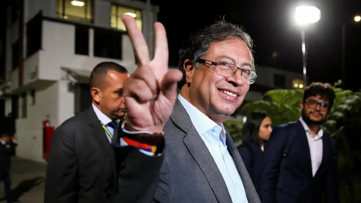 ¡Y LA CULPA ES DE DUQUE! Petro anuncia que la gasolina en Colombia subirá