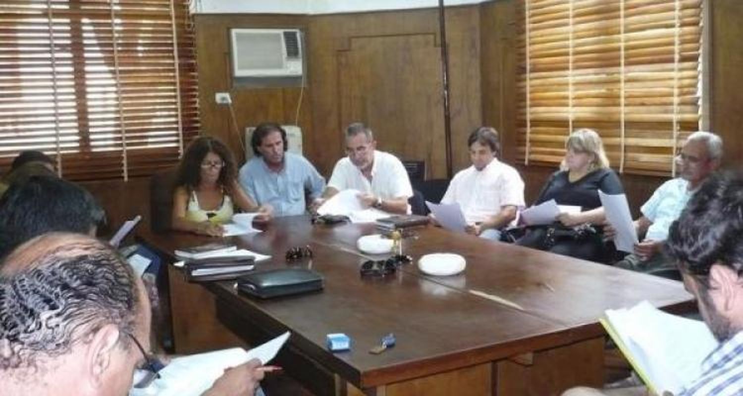 El Concejo consulta por el pago de dietas con antigüedad