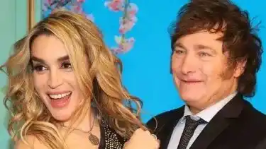 La historia de amor de Javier Milei y Fátima Florez: besos apasionados y apoyo incondicional