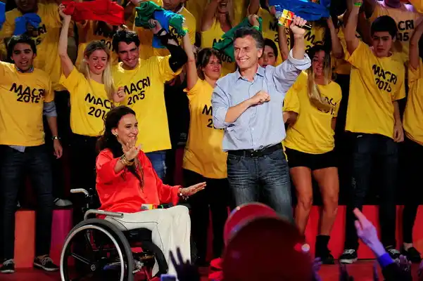 Una campaña llena de globos: los del PRO y los de Vicky Xipolitakis