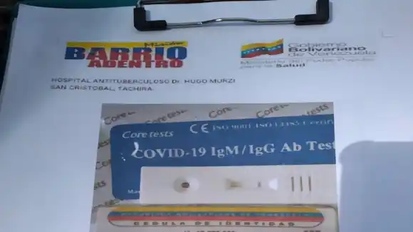 ¡EN PESOS Y DÓLARES! Detienen dos MÉDICOS en Táchira por cobro de certificados COVID-19