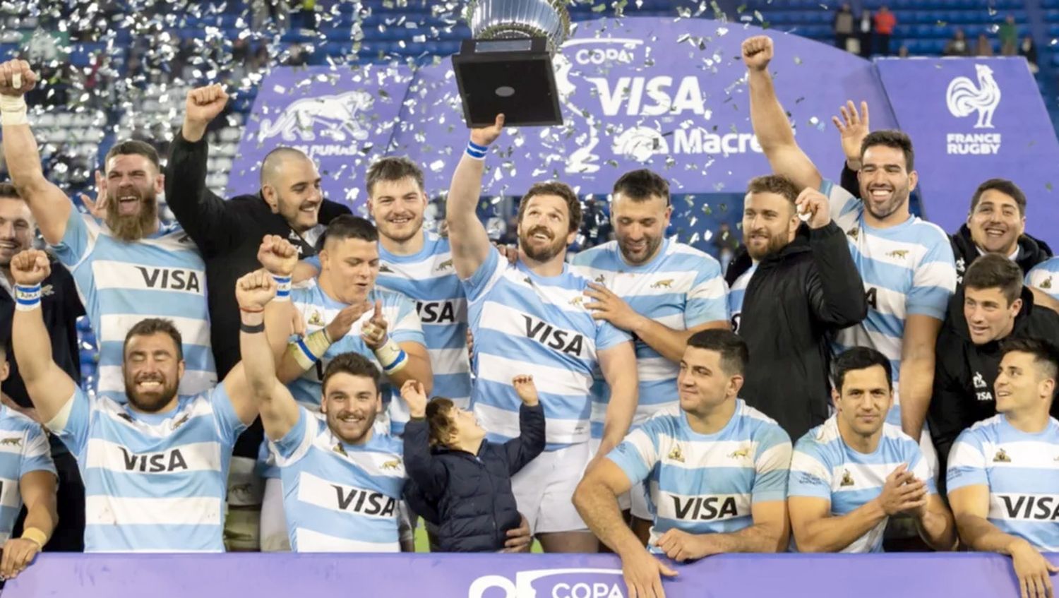 El equipo argentino festejó la última vez que jugó contra Francia, 33-25 el pasado 13 de julio en Vélez. Foto: prensa UAR.