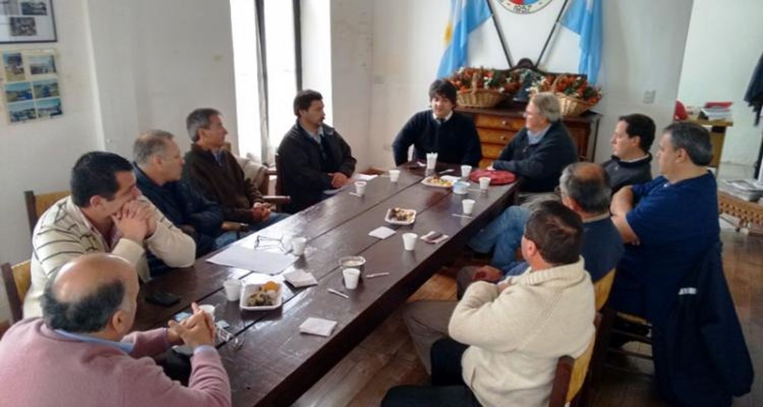 Seguridad: Entidades reunidas con concejales y fiscales