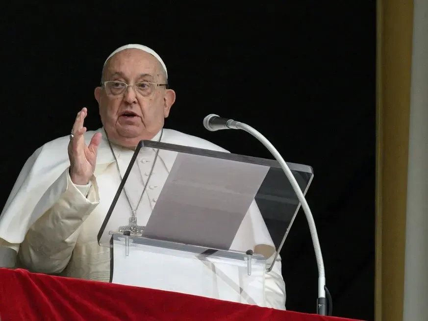 Preocupación por la salud de Francisco. Foto: Reuters