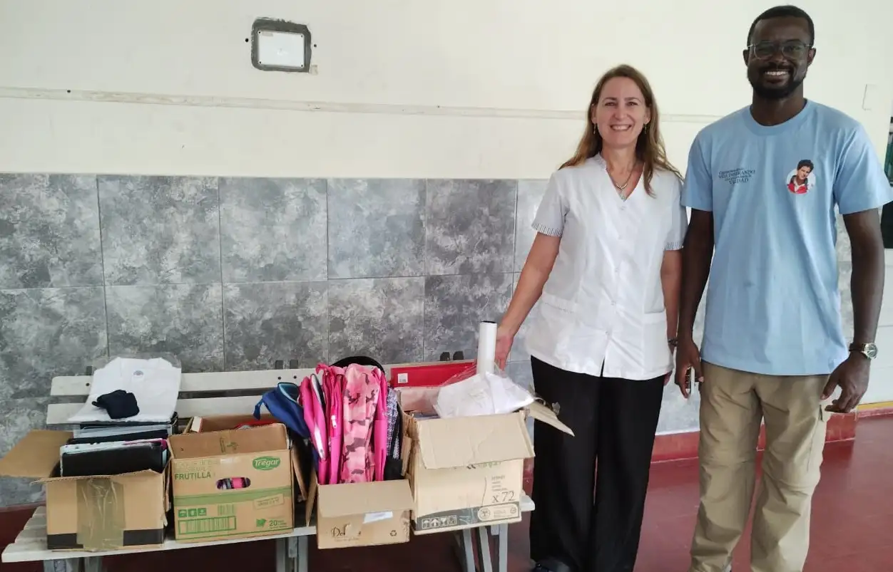 Entregaron útiles escolares y continúa la colecta solidaria