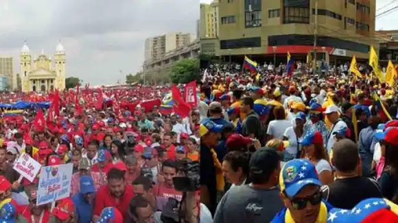 OTRA VEZ OFICIALISMO y OPOSICIÓN coincidirán en la calle el 28 de septiembre