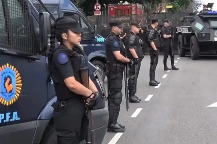 Cayó preso el ex subjefe de la Policía Federal en Santa Fe acusado de favorecer a un preso, fraude, evasión y más