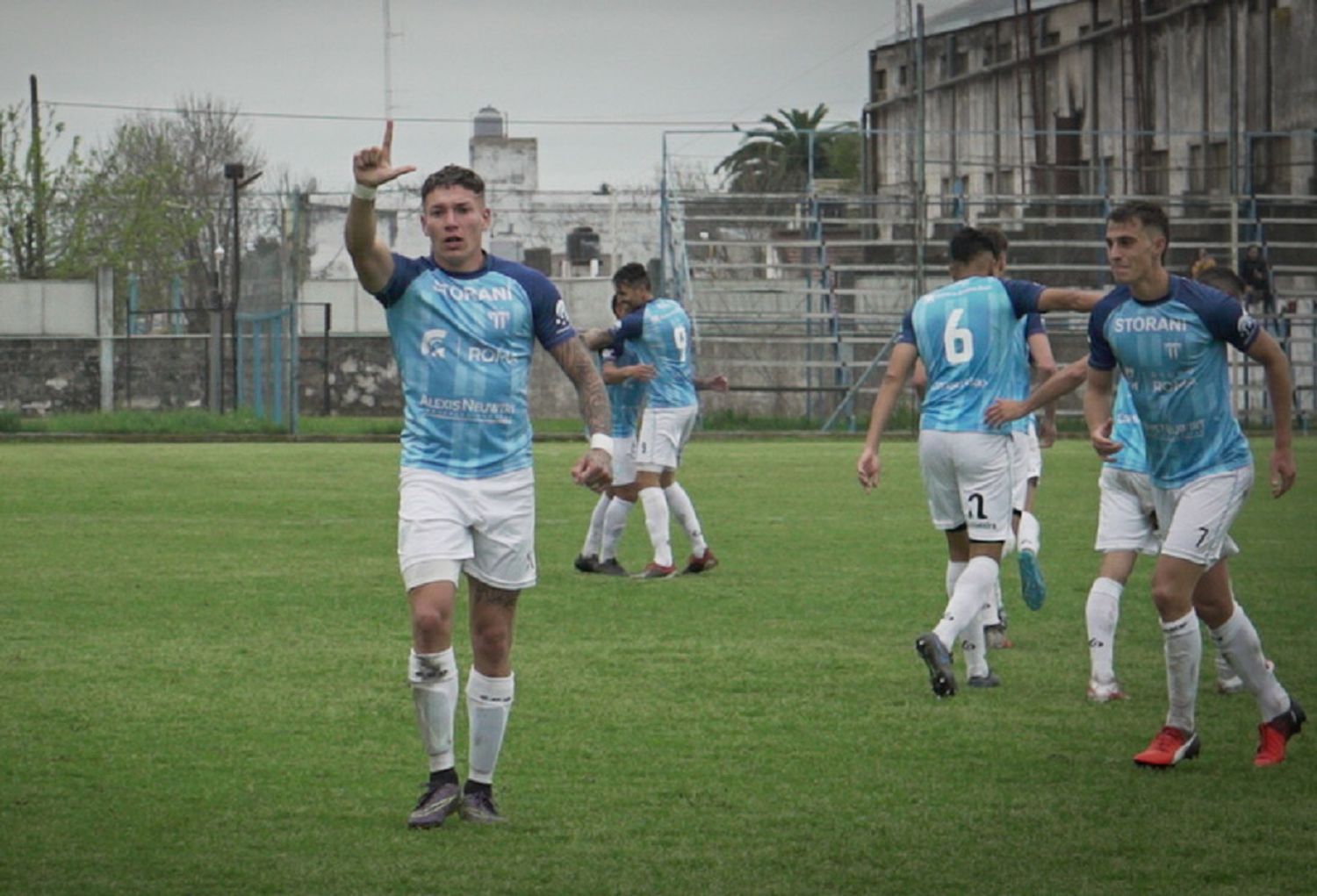 Juventud se juega una parada brava ante el líder Gimnasia y Tiro en La Vía