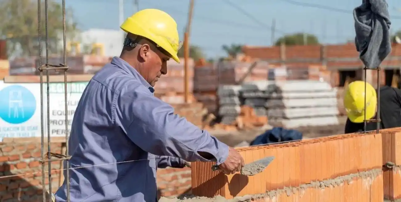 Los materiales para la construcción tuvieron un incremento de 2,39% y la mano de obra de 0,06% en el inicio del año. Imagen ilustrativa.