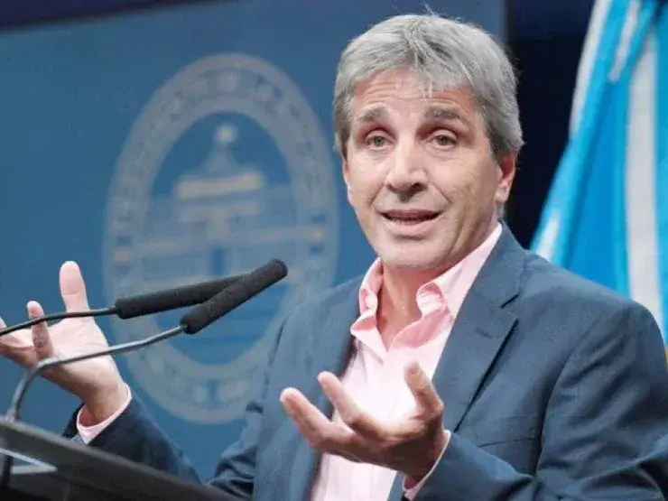 Caputo: “Milei va a ser reelecto en 2027 y estamos pensando en los próximos 30 años”