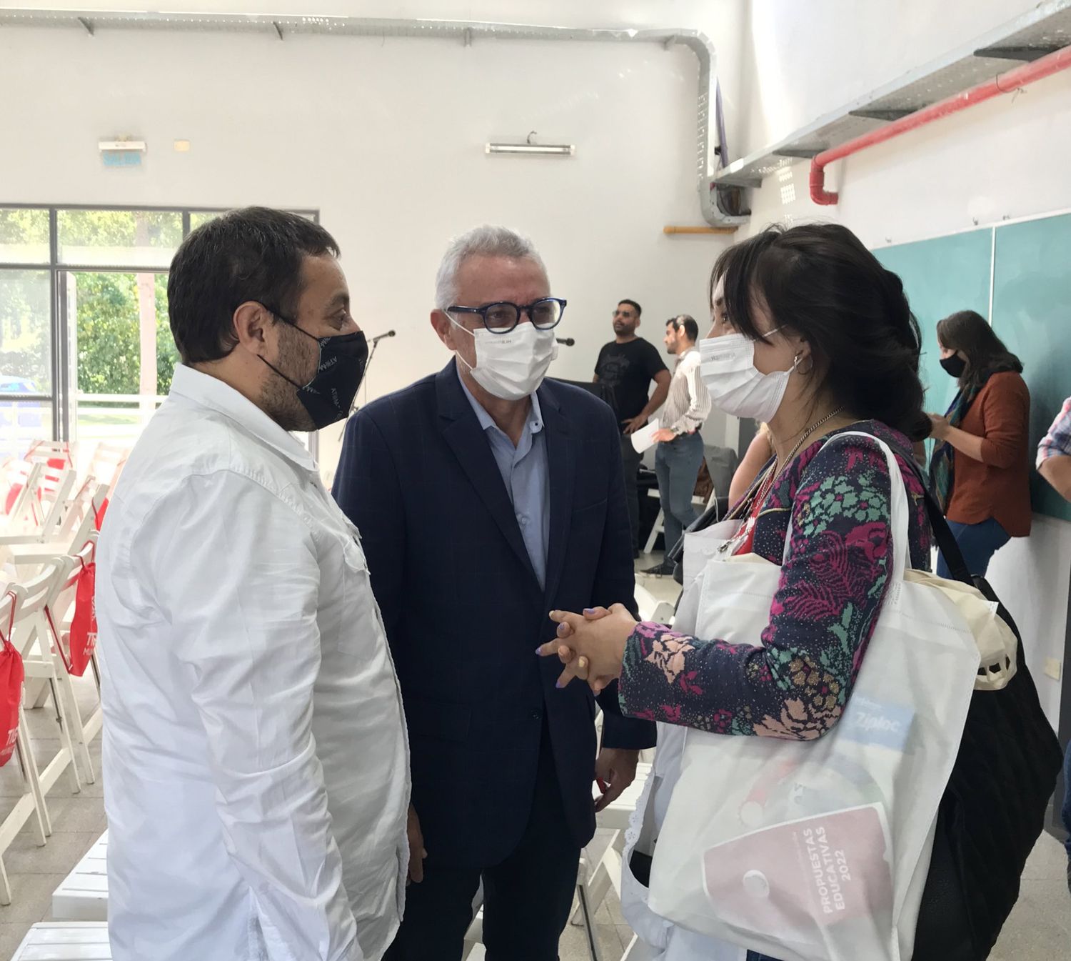Tigre: Zamora entregó kits de útiles escolares a 75 escuelas del distrito