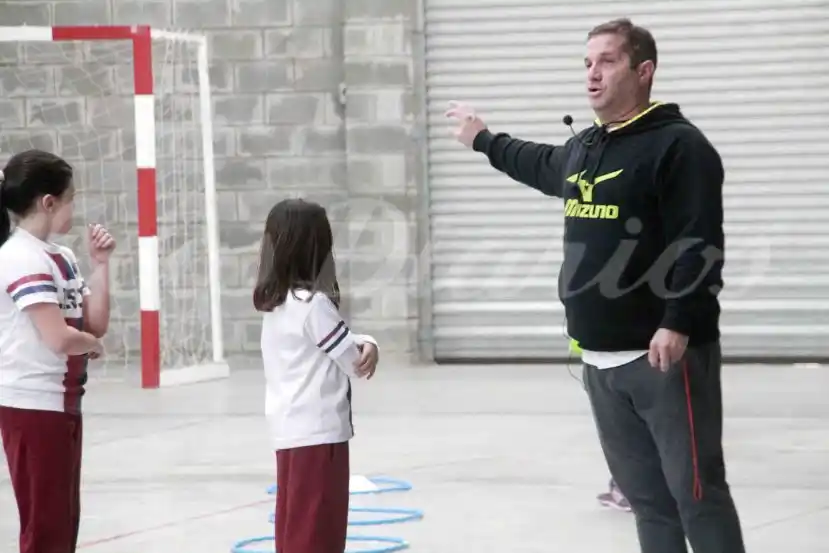 Otro espaldarazo al handbol local