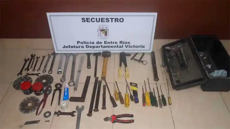 Detuvieron a ocho personas por diversos delitos en Victoria