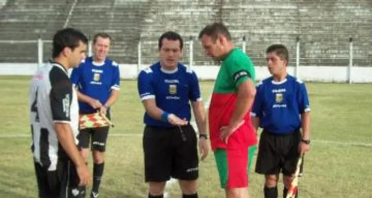 Dura derrota para Defensores