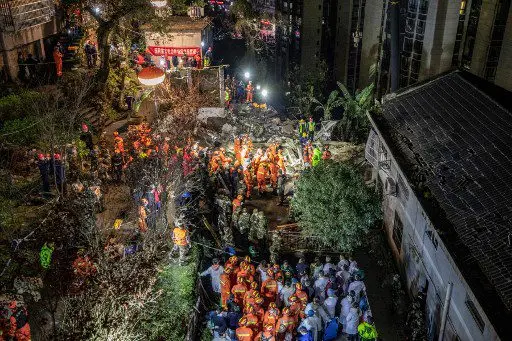 ¡ESTABAN ALMORZANDO! Al menos 16 muertos en China tras la explosión en un comedor