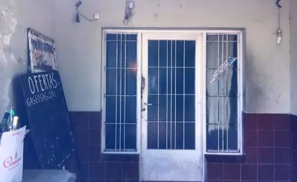 Comerciante ultimado a palazos y cuchilladas