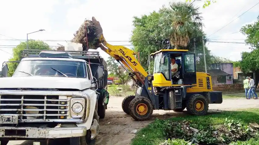 Trabajos integrales en el barrio Parque Urbano
