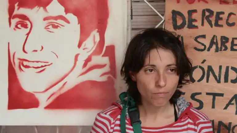 La hermana de Luciano Arruga no cree en la teoría del accidente 