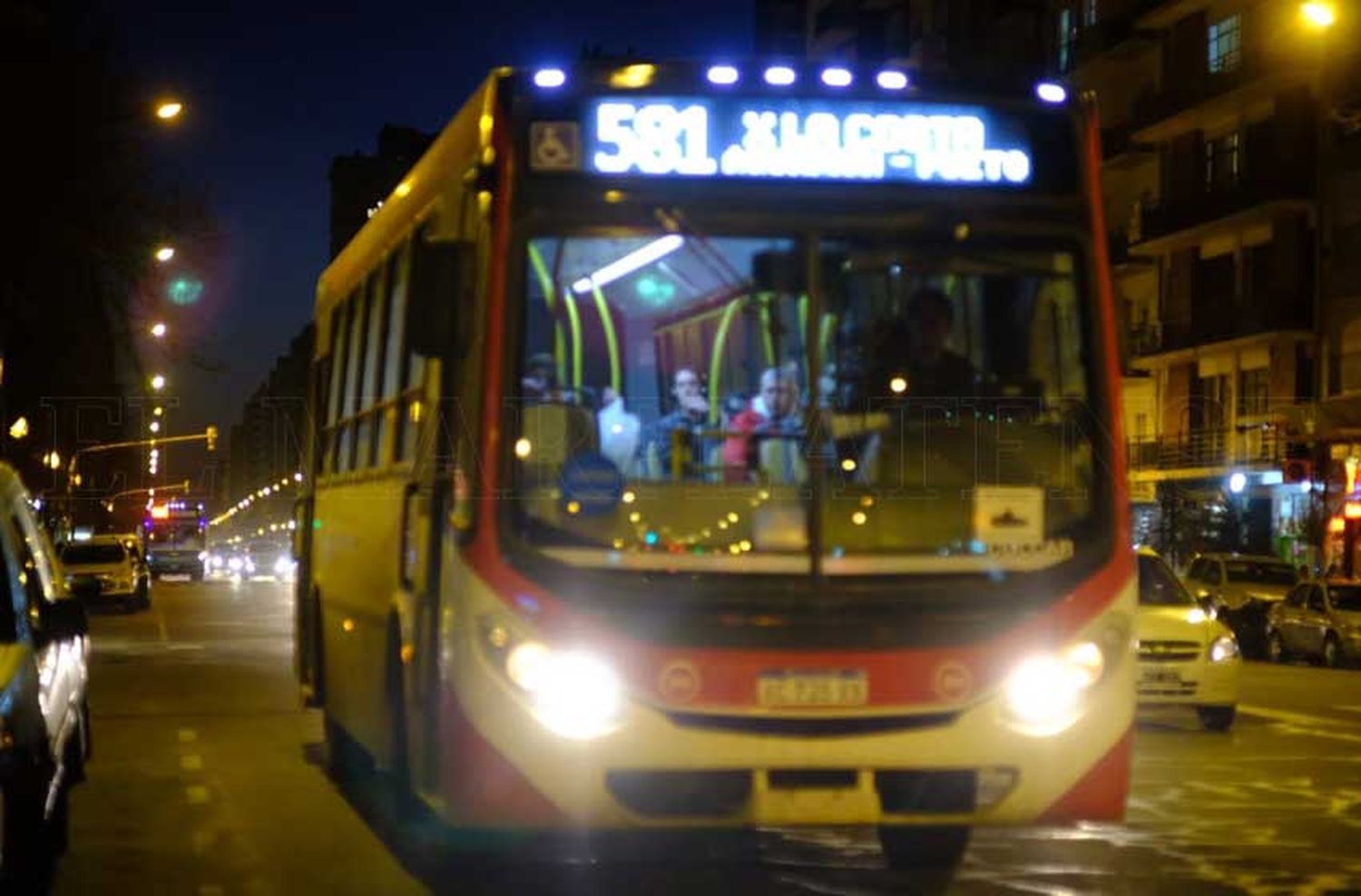 Se mantiene el paro de colectivos en Mar del Plata